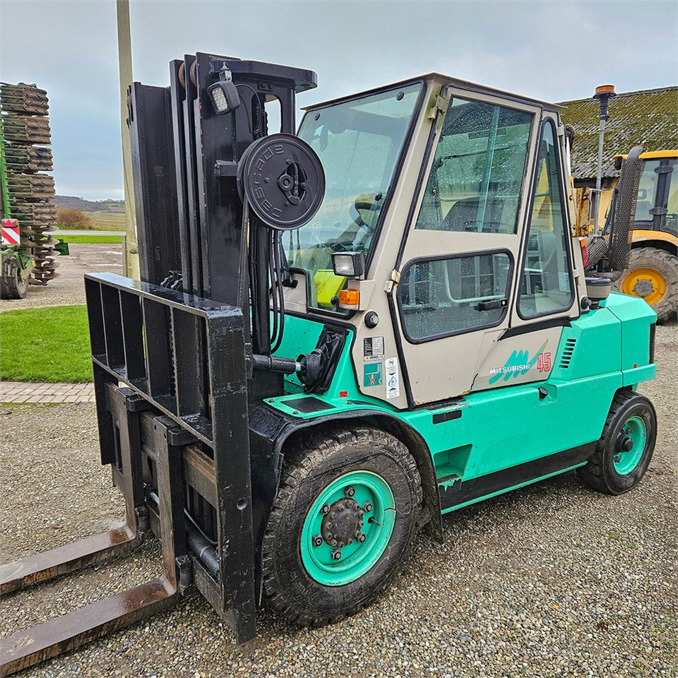 Mitsubishi FB45 - Motviktstruck: bild 4 Mitsubishi FB45 - Motviktstruck: bild 4