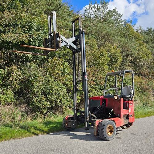 Moffett M5 25 - Påhängstruck: bild 2 Moffett M5 25 - Påhängstruck: bild 2