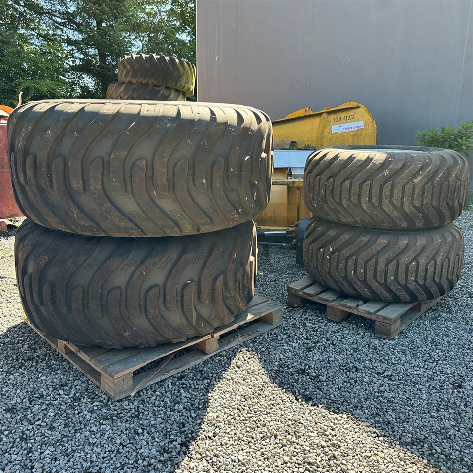 New Holland Græs hjul til T4 serien - Traktor: bild 2 New Holland Græs hjul til T4 serien - Traktor: bild 2