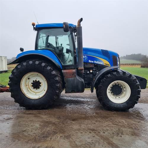 New Holland T8050 Class 5 - Traktor: bild 2 New Holland T8050 Class 5 - Traktor: bild 2