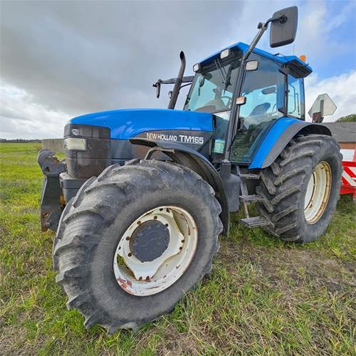 New Holland TM165 - Traktor: bild 2 New Holland TM165 - Traktor: bild 2