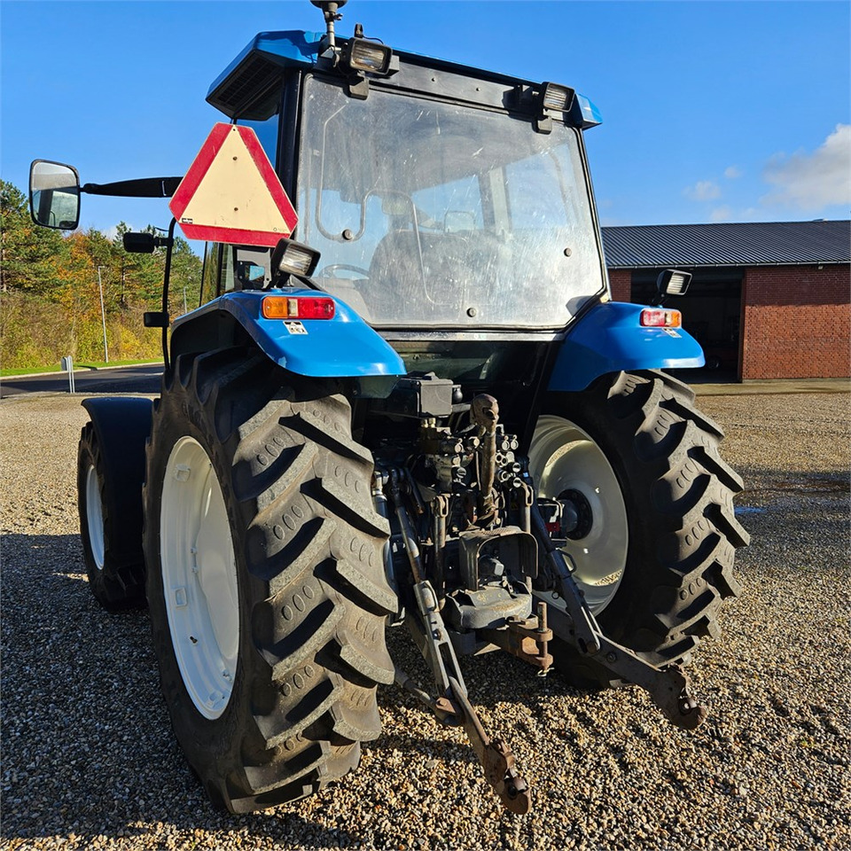 New Holland TS 100 - Traktor: bild 5 New Holland TS 100 - Traktor: bild 5