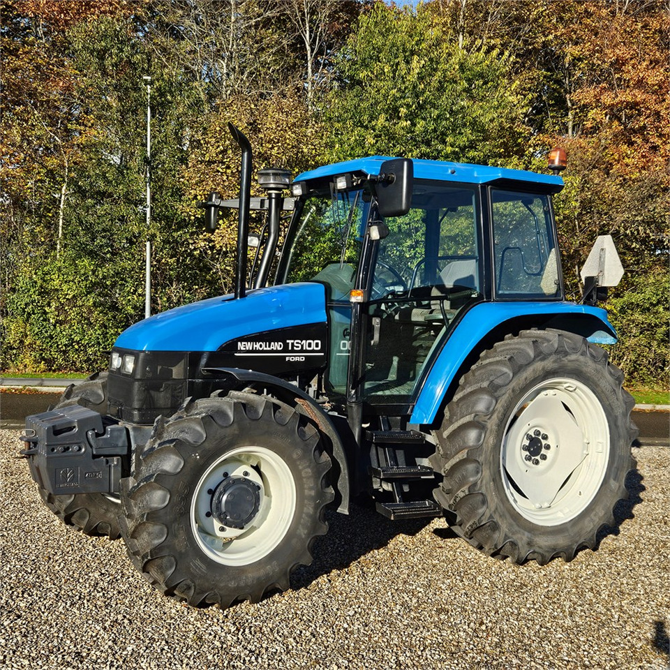 New Holland TS 100 - Traktor: bild 1 New Holland TS 100 - Traktor: bild 1