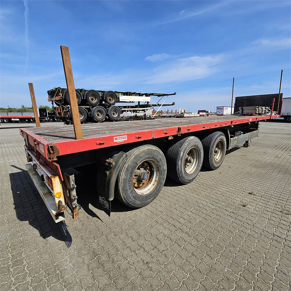 Pacton Flatbed - Flaktrailer: bild 1 Pacton Flatbed - Flaktrailer: bild 1