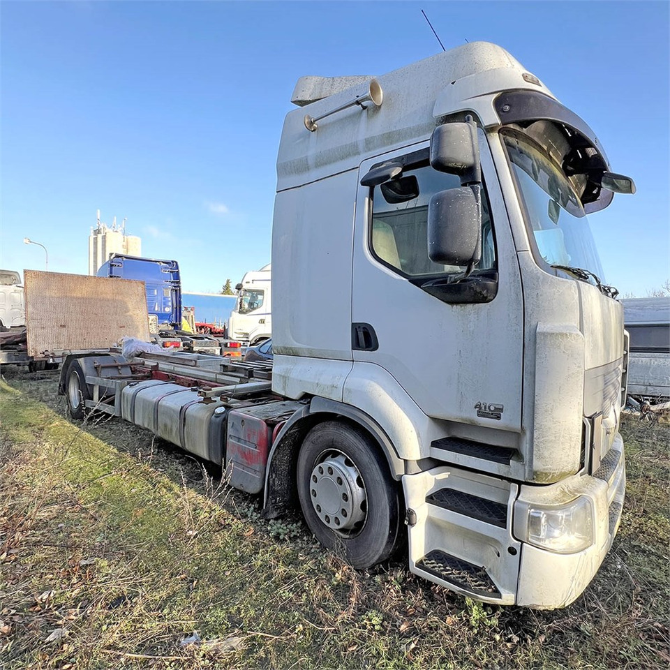 Renault 410 DXI Premimium - Chassi lastbil: bild 1 Renault 410 DXI Premimium - Chassi lastbil: bild 1