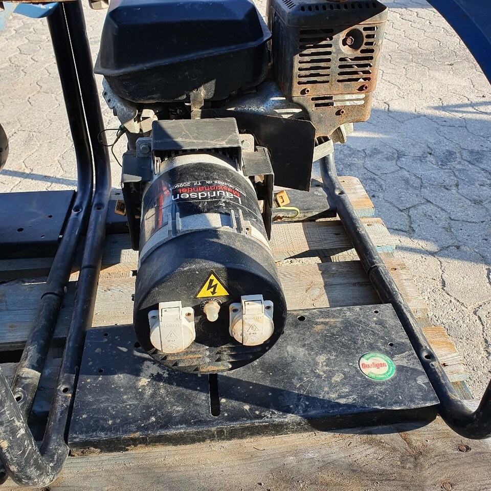 Elgenerator SDMO 4500: bild 8