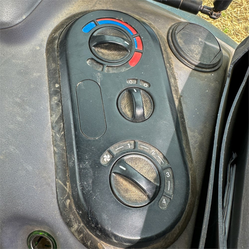 Traktor Same Eron 130: bild 21