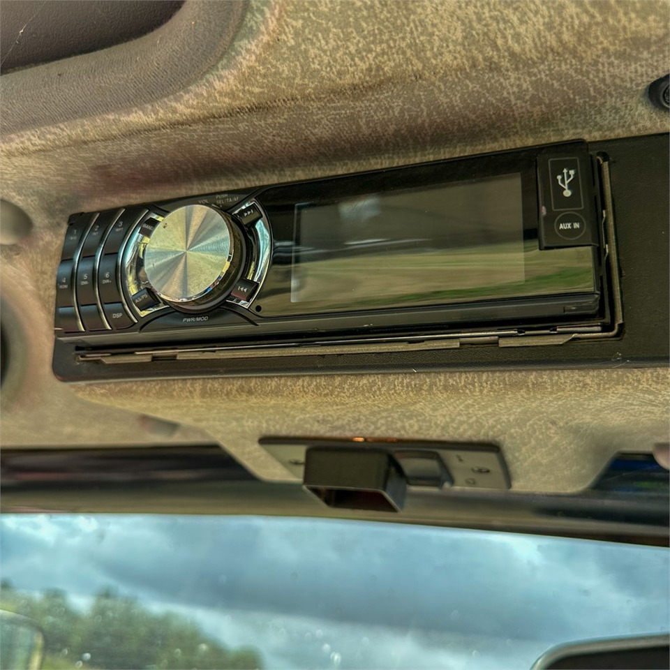 Traktor Same Eron 130: bild 24