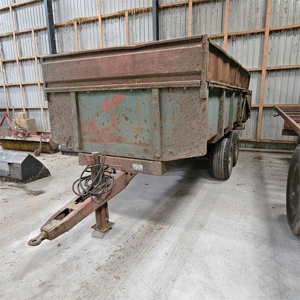 Scan-Agro STBT 11 - Tippvagn för lantbruk: bild 4 Scan-Agro STBT 11 - Tippvagn för lantbruk: bild 4