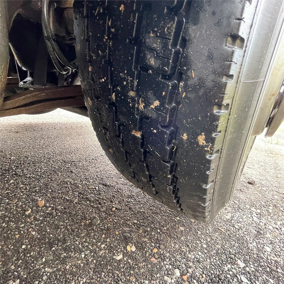 Flakbil Scania 124G: bild 36 Flakbil Scania 124G: bild 36