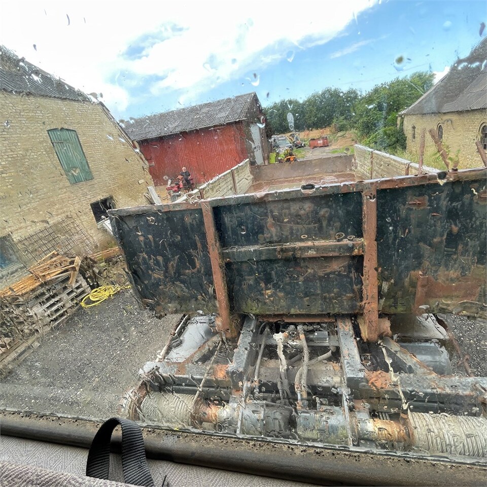 Flakbil Scania 124G: bild 16 Flakbil Scania 124G: bild 16