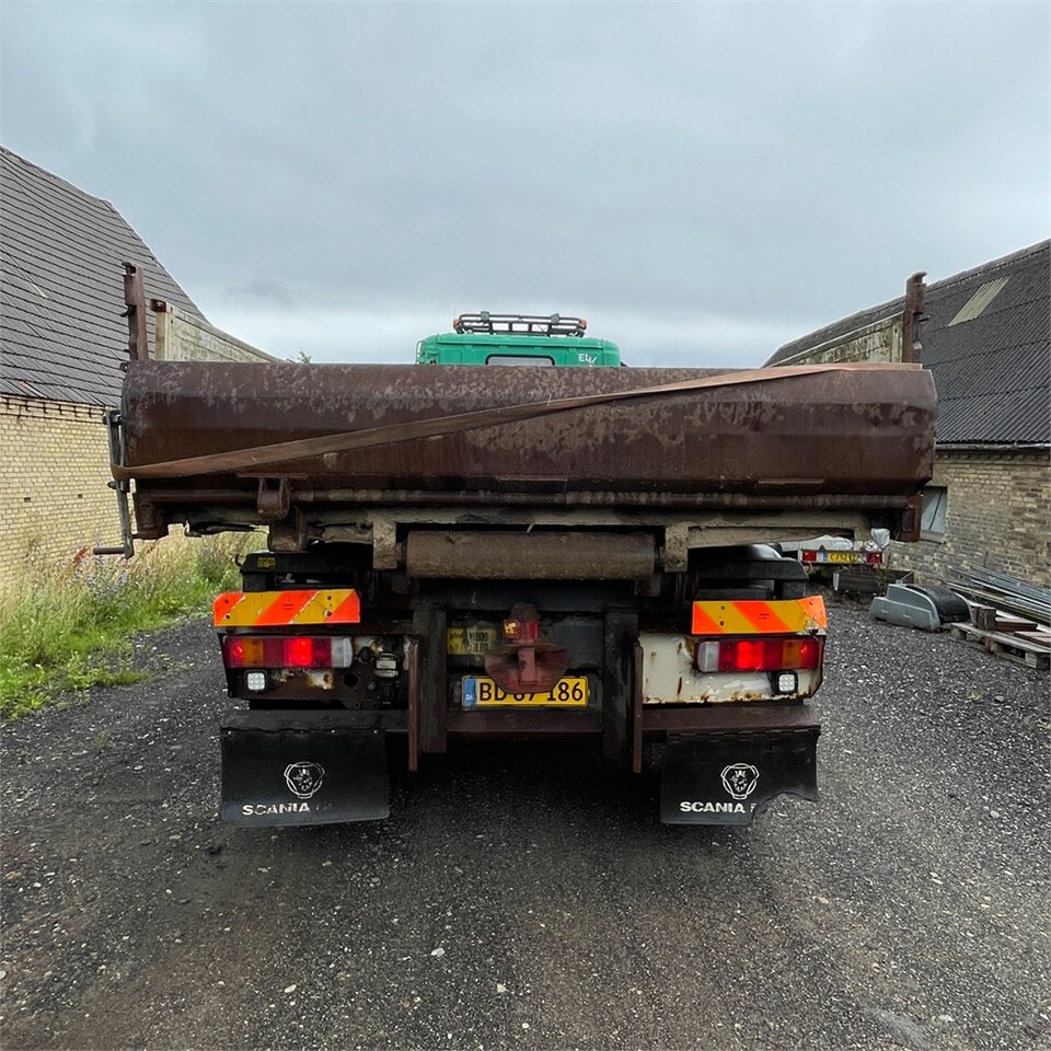 Flakbil Scania 124G: bild 10 Flakbil Scania 124G: bild 10