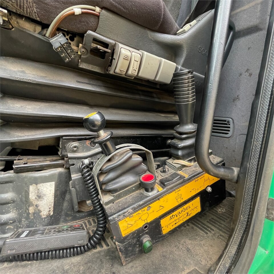 Flakbil Scania 124G: bild 19 Flakbil Scania 124G: bild 19