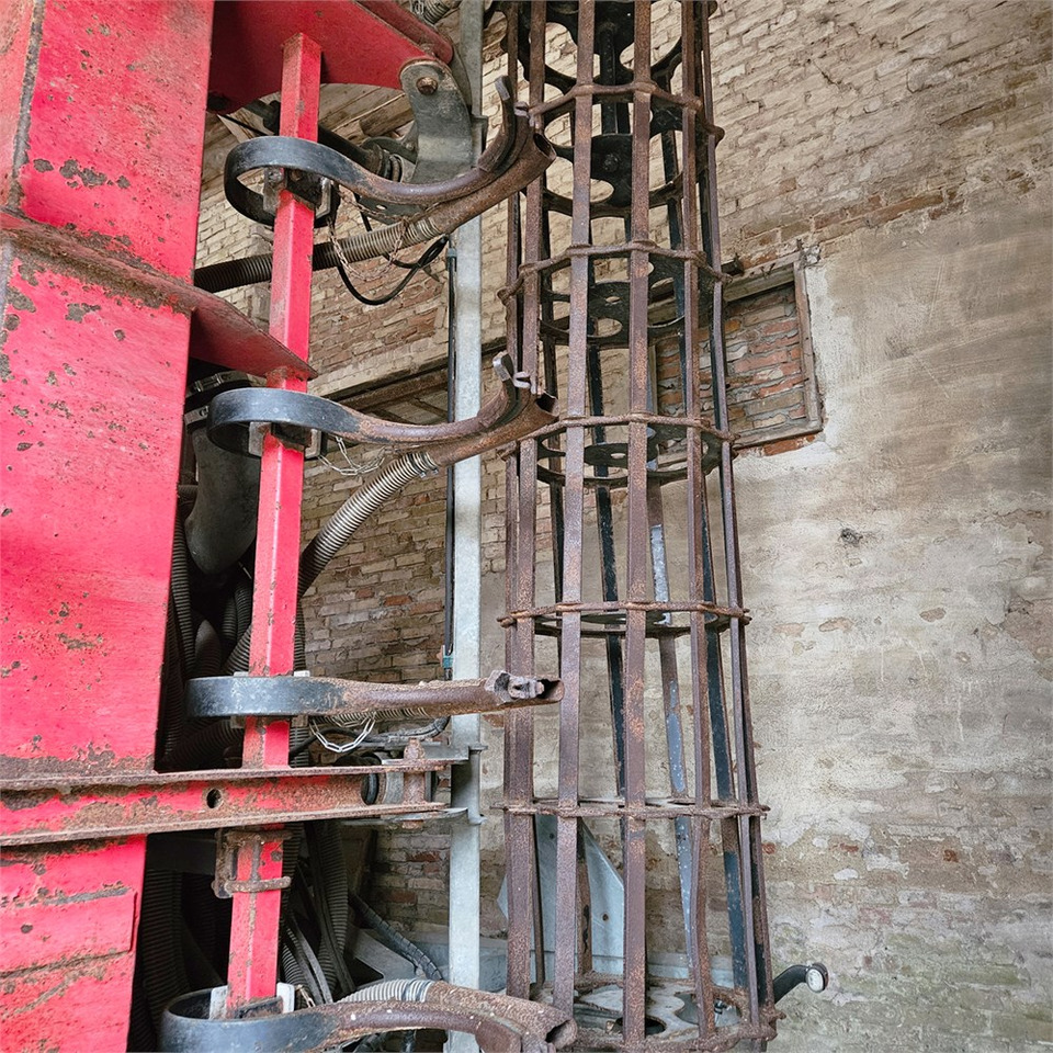 Thyregod FM-8000 Fieldmaster - Gödselspridare: bild 4 Thyregod FM-8000 Fieldmaster - Gödselspridare: bild 4