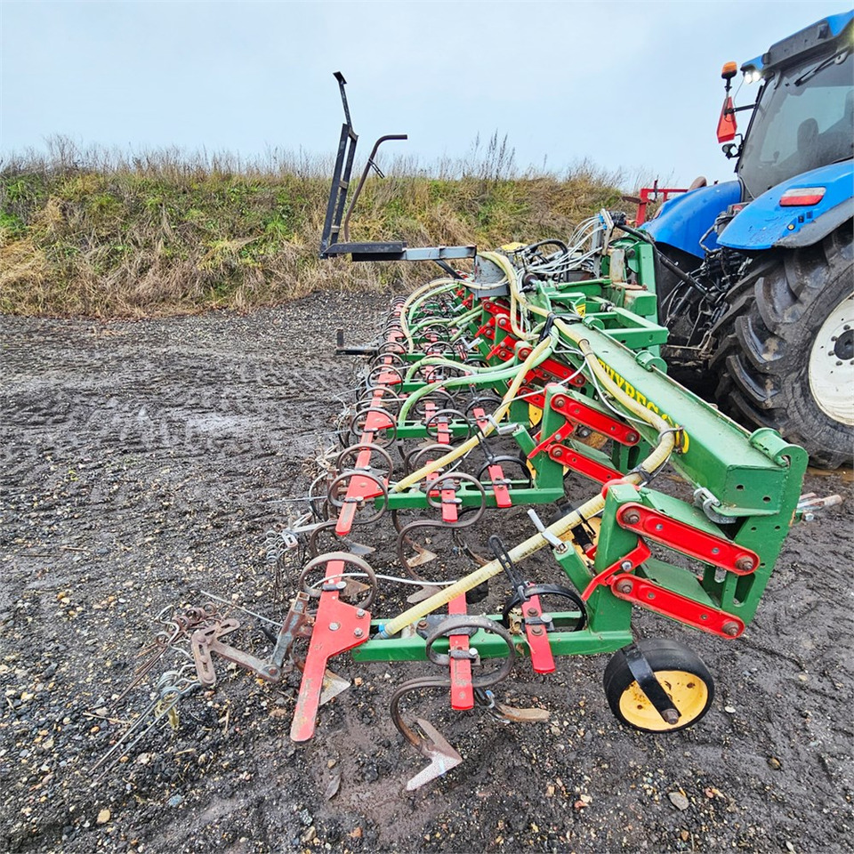 Thyregod Tim - 8 rows - Maskin för sådd: bild 2 Thyregod Tim - 8 rows - Maskin för sådd: bild 2