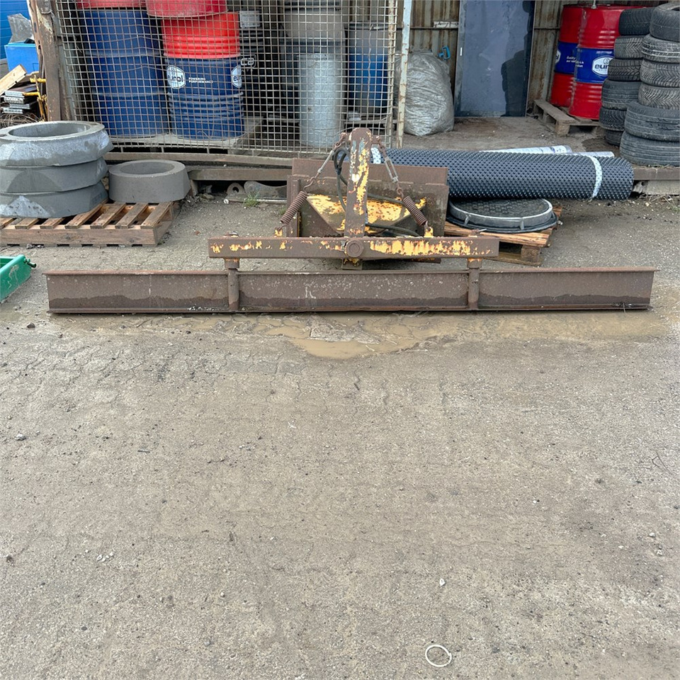 ABC Afretter / vibrator - Tillbehör för Byggmaskiner: bild 2 ABC Afretter / vibrator - Tillbehör för Byggmaskiner: bild 2