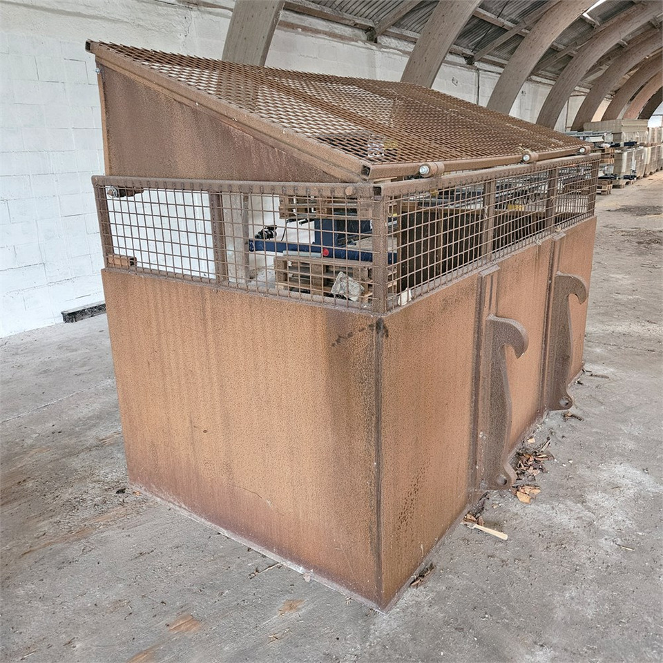 Unknown Unknown - Utrustning för uppfödnings: bild 3 Unknown Unknown - Utrustning för uppfödnings: bild 3