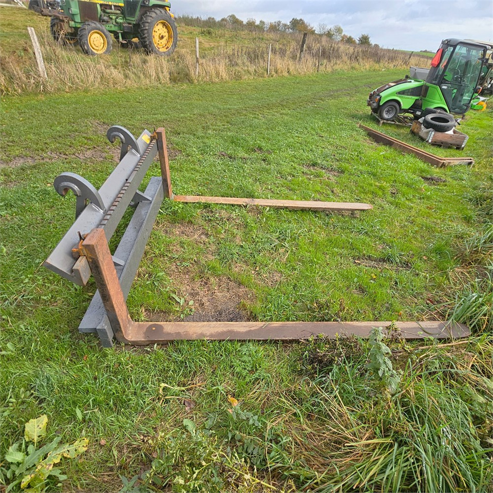 Volvo 83771 - Gafflar: bild 1 Volvo 83771 - Gafflar: bild 1