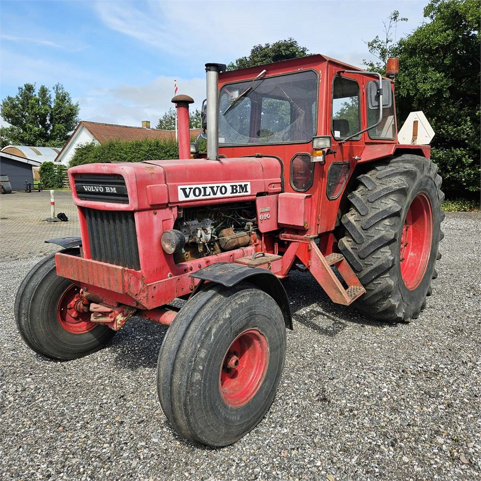 Volvo T810A - Traktor: bild 1 Volvo T810A - Traktor: bild 1