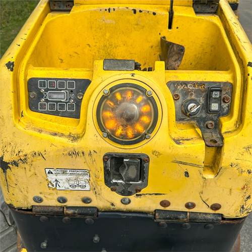 Wacker Neuson RT82 SC2 - Små asfaltvältar: bild 4 Wacker Neuson RT82 SC2 - Små asfaltvältar: bild 4