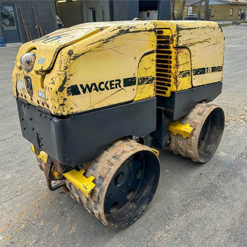 Wacker Neuson RT82 SC2 - Små asfaltvältar: bild 1 Wacker Neuson RT82 SC2 - Små asfaltvältar: bild 1