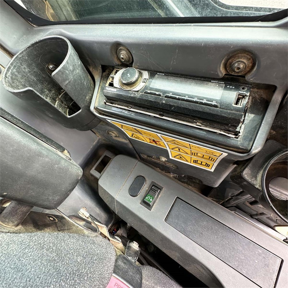 Minigrävmaskin Yanmar VIO80-1A: bild 43 Minigrävmaskin Yanmar VIO80-1A: bild 43