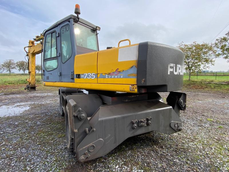 Furukawa W 735 - Grävmaskin på däck: bild 4 Furukawa W 735 - Grävmaskin på däck: bild 4