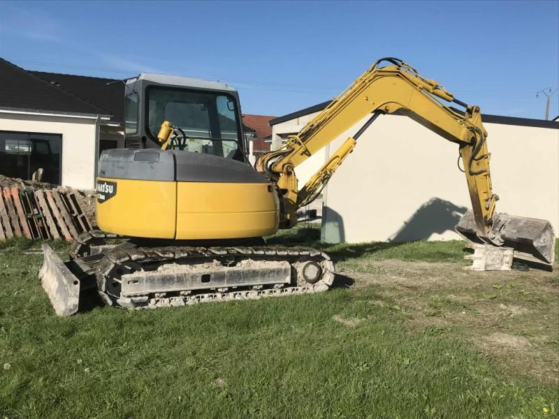 Komatsu PC 78MR-6 - Minigrävmaskin: bild 2 Komatsu PC 78MR-6 - Minigrävmaskin: bild 2