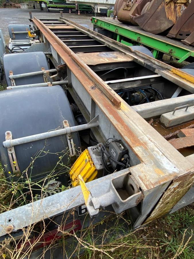 Samro 3 ESSIEUX - Containersläp/ Växelflaksläp: bild 5 Samro 3 ESSIEUX - Containersläp/ Växelflaksläp: bild 5