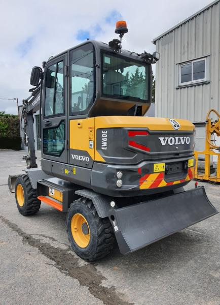 Volvo EW 60E - Grävmaskin på däck: bild 4 Volvo EW 60E - Grävmaskin på däck: bild 4