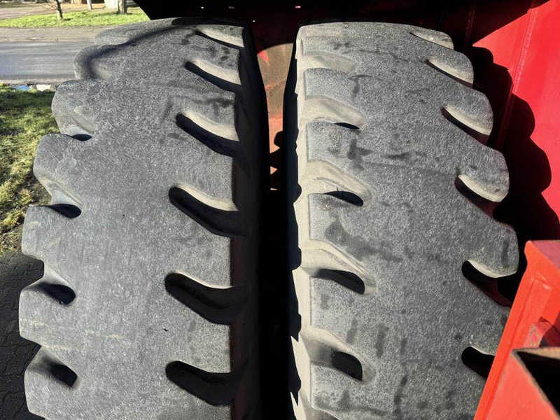 Reachstacker CVS Ferrari F481: bild 7 Reachstacker CVS Ferrari F481: bild 7