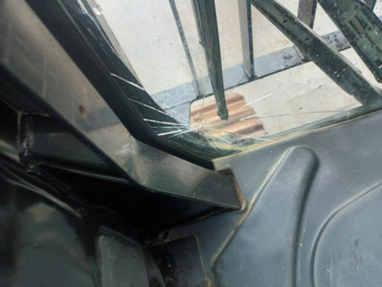 Bandgrävare CAT 374F: bild 27