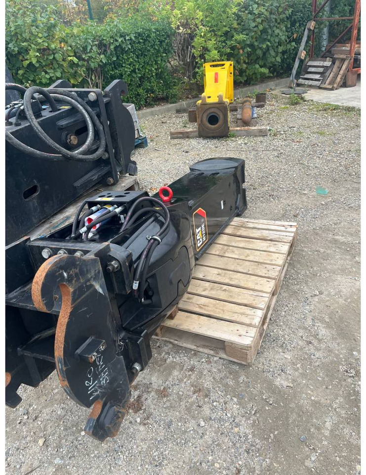 CAT H120S/CW40S/BRH - Hydraulisk hammare: bild 2 CAT H120S/CW40S/BRH - Hydraulisk hammare: bild 2