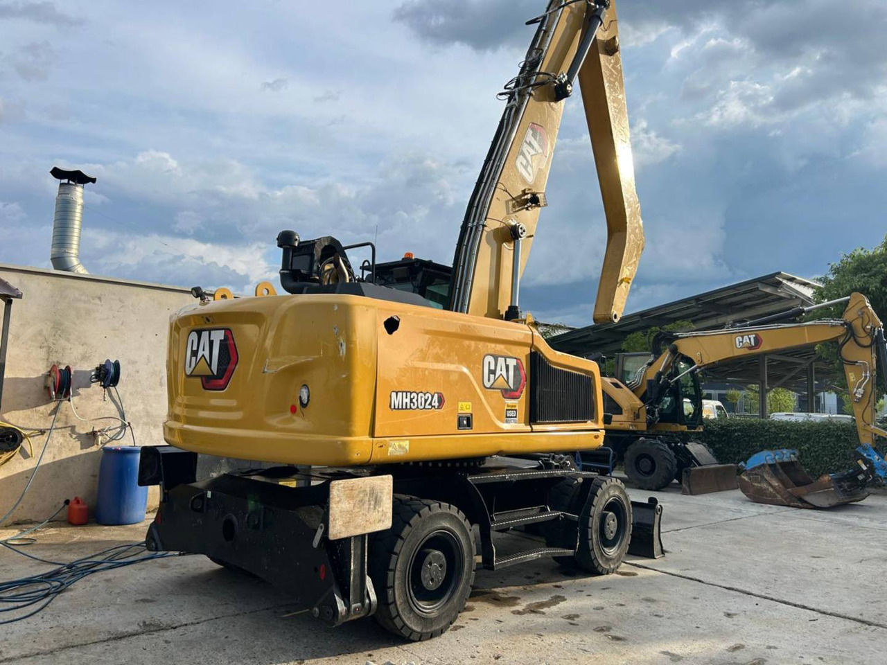 CAT MH3024-1 - Grävmaskin på däck: bild 3 CAT MH3024-1 - Grävmaskin på däck: bild 3
