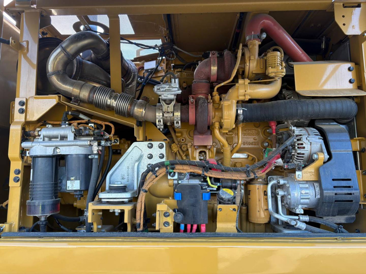 CAT MH3024 - Grävmaskin på däck: bild 5 CAT MH3024 - Grävmaskin på däck: bild 5