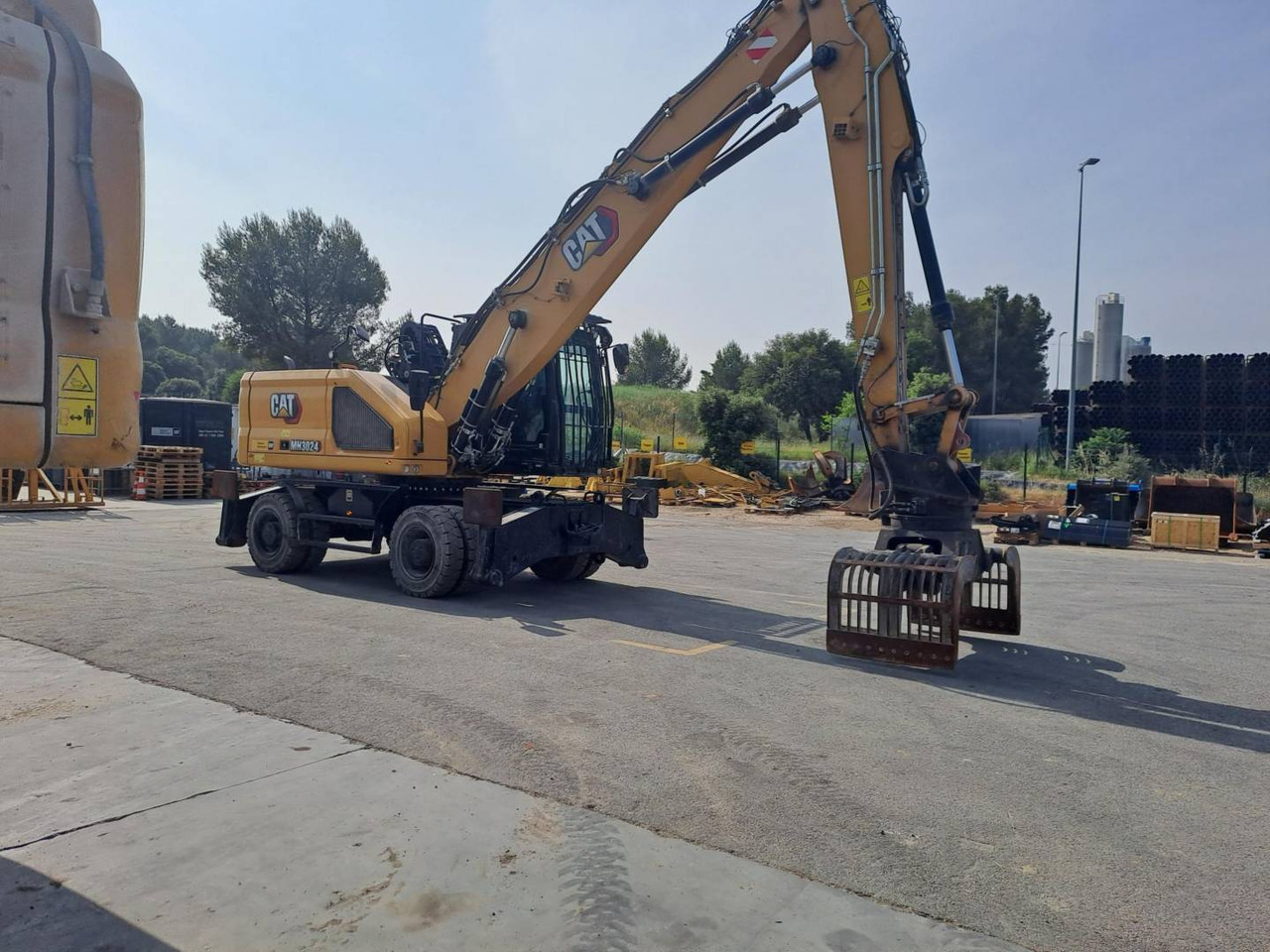 CAT MH3024 - Grävmaskin på däck: bild 4 CAT MH3024 - Grävmaskin på däck: bild 4