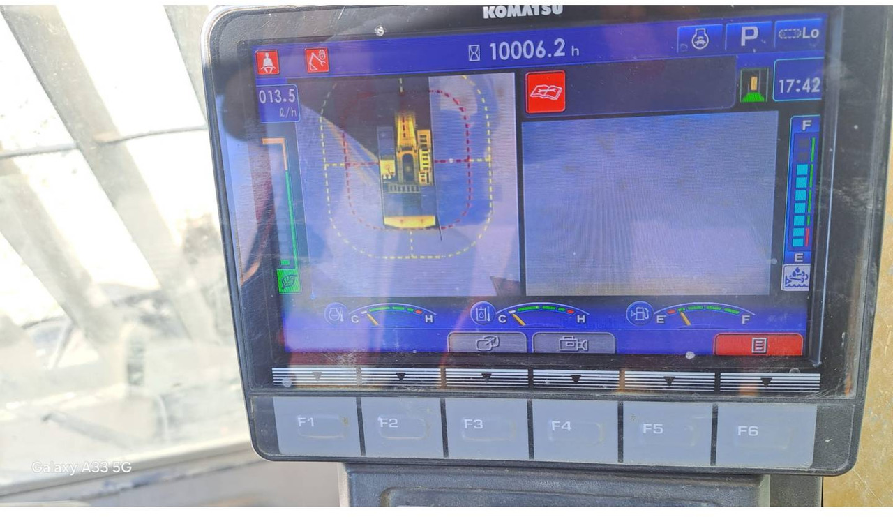 KOMATSU PC700LC - Bandgrävare: bild 5 KOMATSU PC700LC - Bandgrävare: bild 5