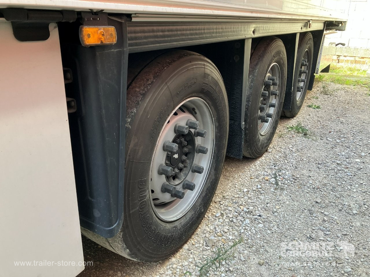SCHMITZ Semiremolque Frigo Standard Double deck - Isotermiska semitrailer: bild 5 SCHMITZ Semiremolque Frigo Standard Double deck - Isotermiska semitrailer: bild 5