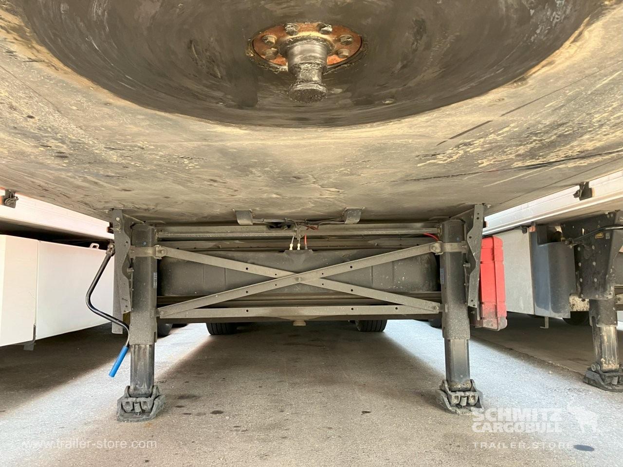 SCHMITZ Semiremolque Frigo Standard Double deck - Isotermiska semitrailer: bild 3 SCHMITZ Semiremolque Frigo Standard Double deck - Isotermiska semitrailer: bild 3