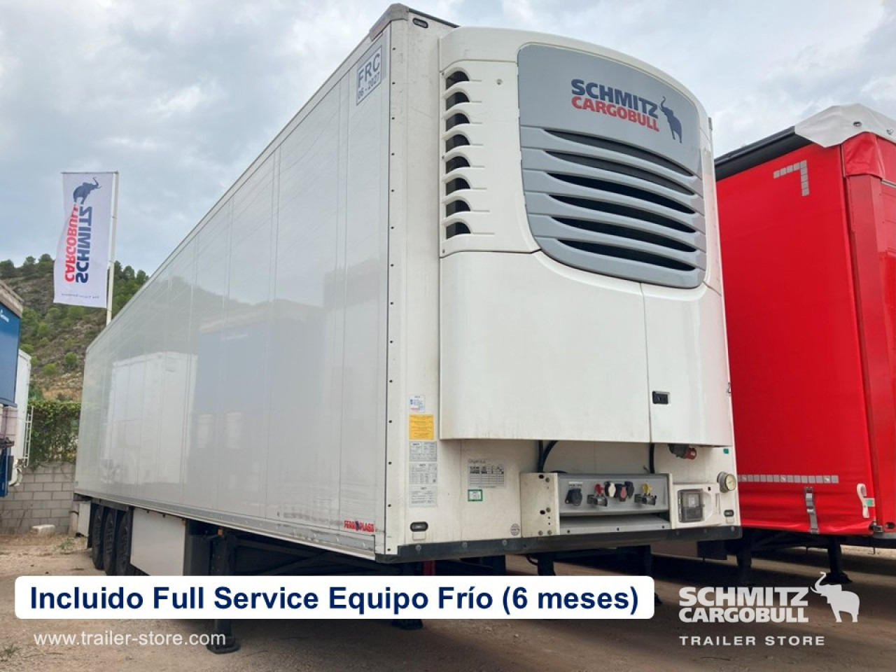SCHMITZ Semiremolque Frigo Standard - Isotermiska semitrailer: bild 1 SCHMITZ Semiremolque Frigo Standard - Isotermiska semitrailer: bild 1