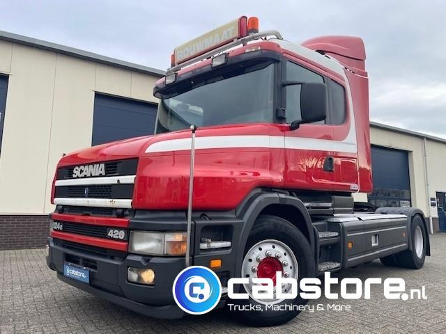 Scania T 124 GA 4X2 NA 420 Euro 3 Torpedo - Bouwjaar 2004 - km 1.186.014 - RETARDER - CT19 Cabine - Hydrauliek unit - Handgeschakelde versnellingsbak - Dragbil: bild 2 Scania T 124 GA 4X2 NA 420 Euro 3 Torpedo - Bouwjaar 2004 - km 1.186.014 - RETARDER - CT19 Cabine - Hydrauliek unit - Handgeschakelde versnellingsbak - Dragbil: bild 2