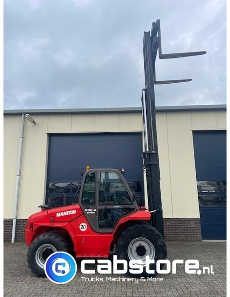 Manitou M 50-4 Turbo offroad forklift 4x4 Ruwterrein heftruck - Bouwjaar 2012 - Freelift - 5 Ton - Terrängtruck: bild 4 Manitou M 50-4 Turbo offroad forklift 4x4 Ruwterrein heftruck - Bouwjaar 2012 - Freelift - 5 Ton - Terrängtruck: bild 4