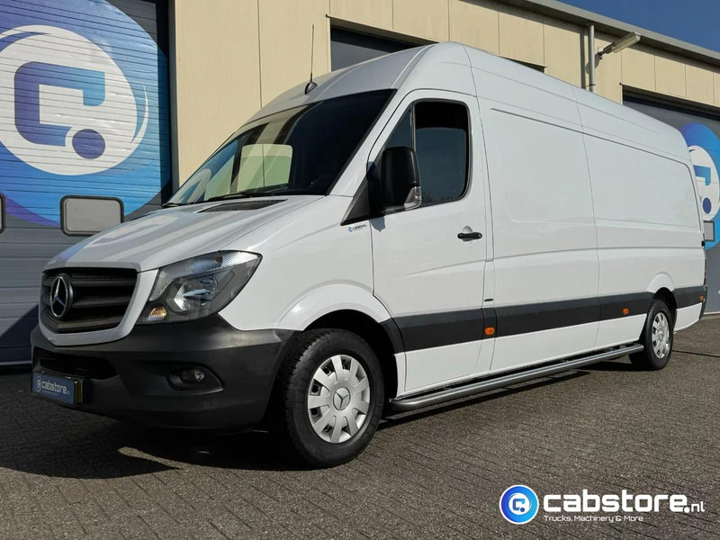 Mercedes-Benz Sprinter 316 CDI L3/H2 316 CDI Euro 5 - L3/H2 - Automaat - Geïntegreerde rijplaten in vloer - Bearlock - Year 2015 - Nieuwe banden - Camperbus - Skåpbil: bild 1 Mercedes-Benz Sprinter 316 CDI L3/H2 316 CDI Euro 5 - L3/H2 - Automaat - Geïntegreerde rijplaten in vloer - Bearlock - Year 2015 - Nieuwe banden - Camperbus - Skåpbil: bild 1