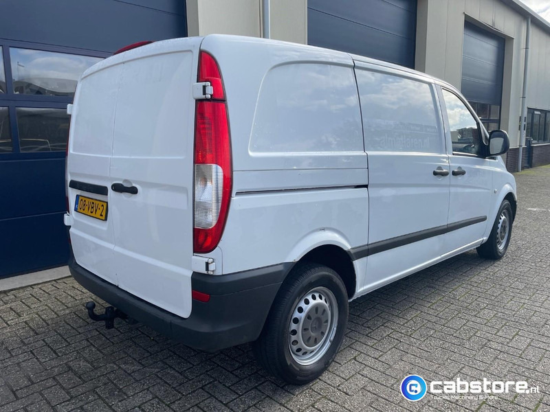 Mercedes-Benz Vito 109 CDI Panal Van - Gesloten bestelwagen - Bouwjaar 2006 - Trekhaak - Små skåpbil: bild 4 Mercedes-Benz Vito 109 CDI Panal Van - Gesloten bestelwagen - Bouwjaar 2006 - Trekhaak - Små skåpbil: bild 4