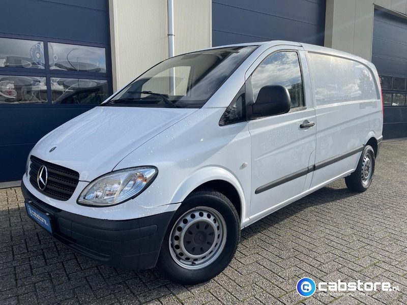 Mercedes-Benz Vito 109 CDI Panal Van - Gesloten bestelwagen - Bouwjaar 2006 - Trekhaak - Små skåpbil: bild 2 Mercedes-Benz Vito 109 CDI Panal Van - Gesloten bestelwagen - Bouwjaar 2006 - Trekhaak - Små skåpbil: bild 2