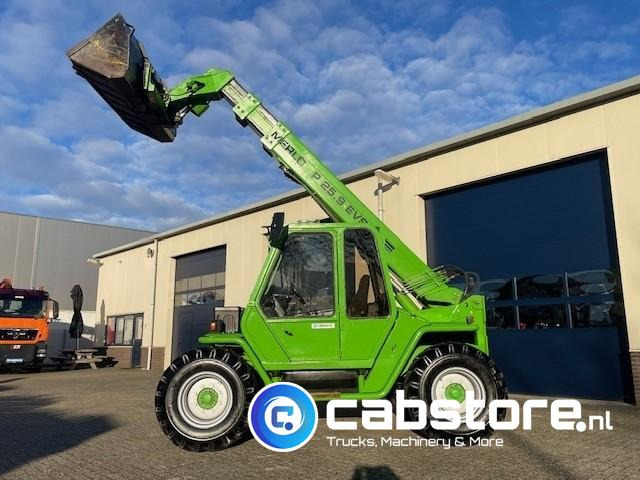Merlo P25 9EVS Starre Verreiker - Bouwjaar 1994 - Urenstand tacho 8171 - Laadschop + palletvorken - 4x4x4 - Perkins Diesel - Teleskoplastar: bild 3 Merlo P25 9EVS Starre Verreiker - Bouwjaar 1994 - Urenstand tacho 8171 - Laadschop + palletvorken - 4x4x4 - Perkins Diesel - Teleskoplastar: bild 3
