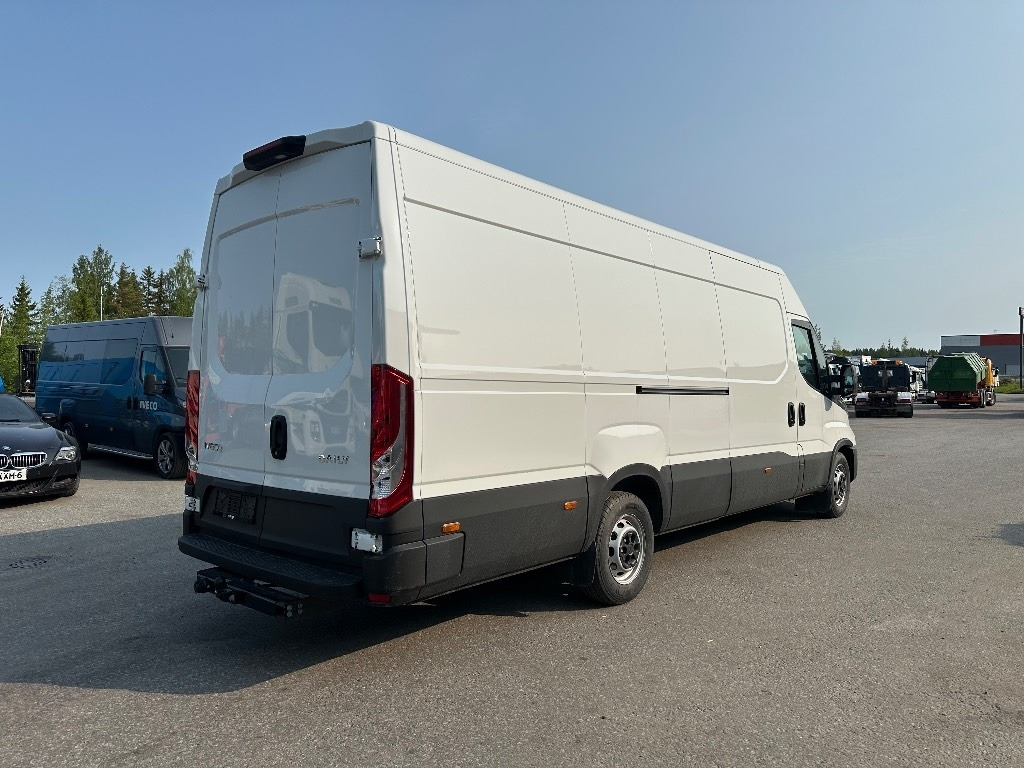 Iveco Daily 35S16A8 16m3 - Skåpbil: bild 3 Iveco Daily 35S16A8 16m3 - Skåpbil: bild 3