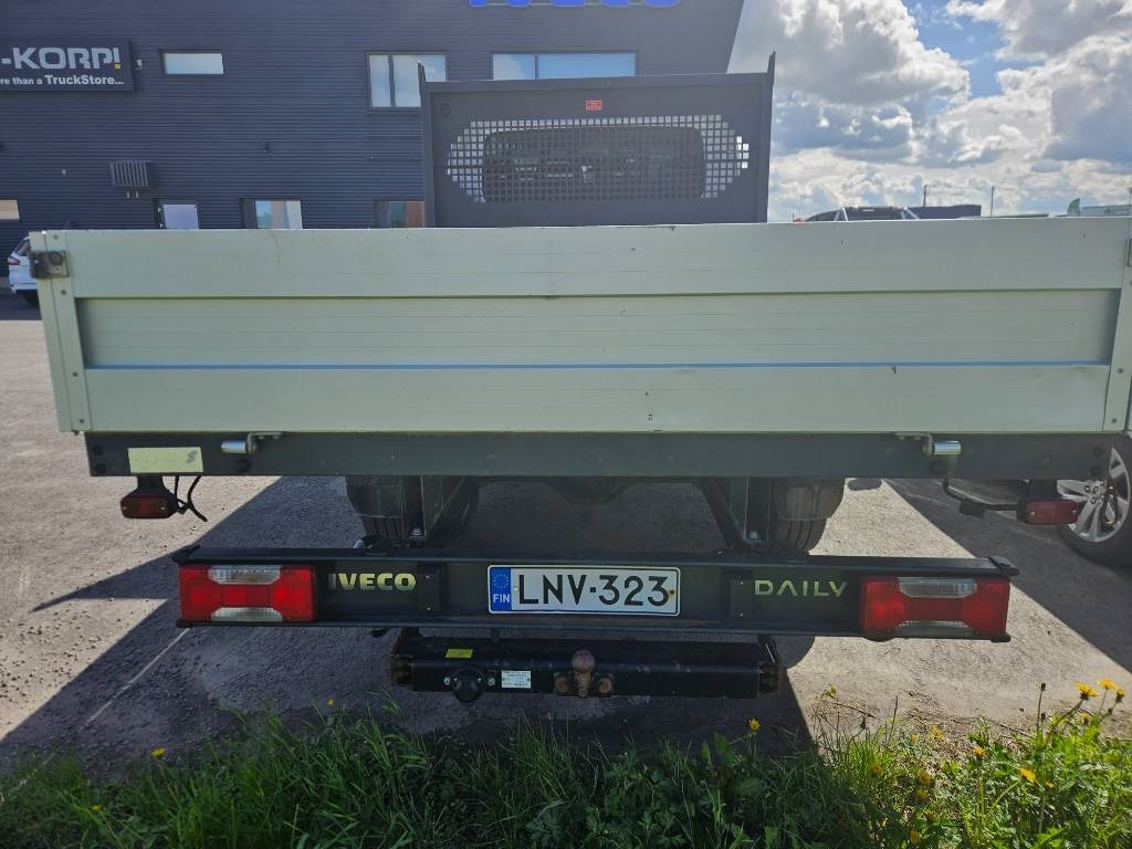 Iveco Daily 35S18, 7hlö kevyt ka  - Transportbil med flak, Dubbelhytt transportbil: bild 4 Iveco Daily 35S18, 7hlö kevyt ka  - Transportbil med flak, Dubbelhytt transportbil: bild 4