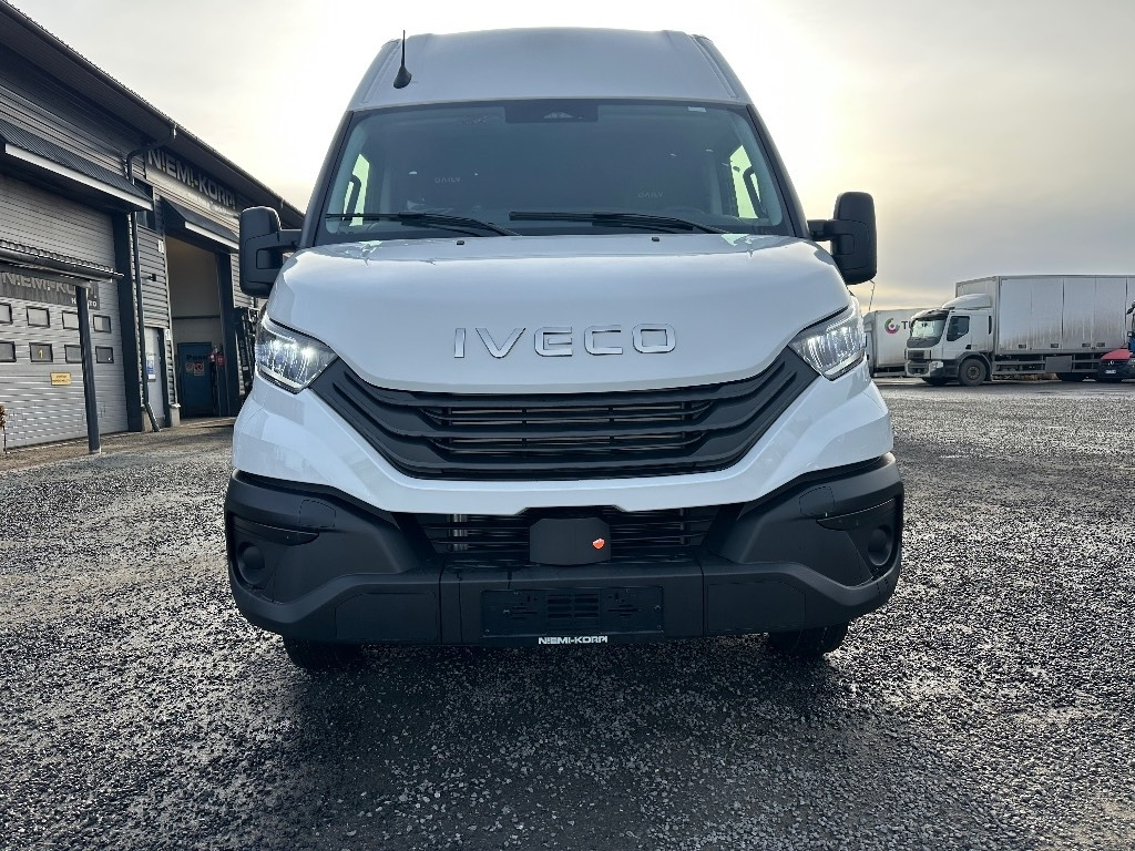 Iveco Daily 50C18 16m3 - Skåpbil: bild 3 Iveco Daily 50C18 16m3 - Skåpbil: bild 3