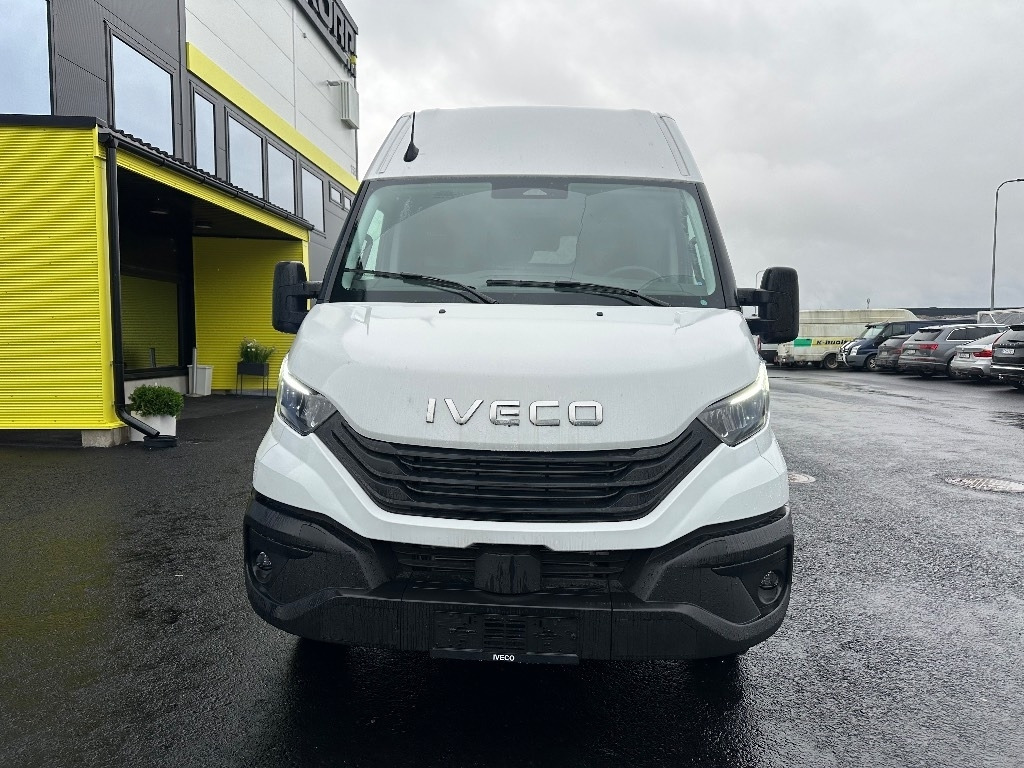 Iveco Daily 50C18A8 16m3 - Skåpbil: bild 2 Iveco Daily 50C18A8 16m3 - Skåpbil: bild 2